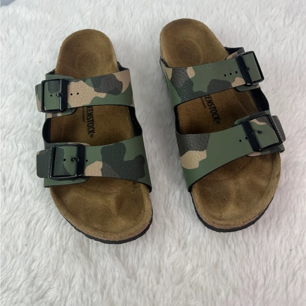 Birkenstock slides double green camo straps 3.5 Arizona style.